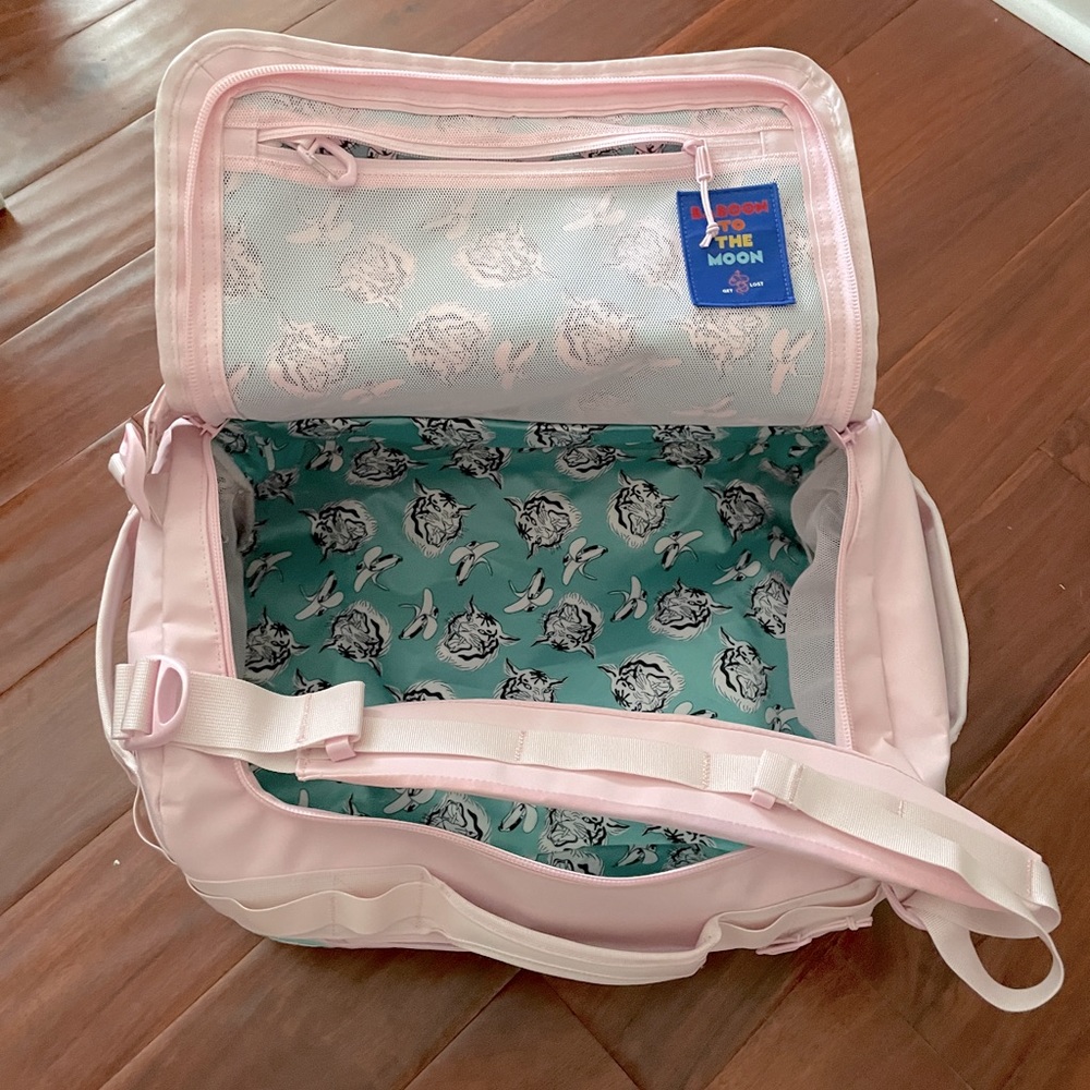 Baboon to the moon Go Bag Mini in cotton candy pink